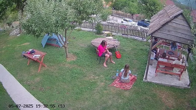 Stomici Guesthouse Nderlysaj